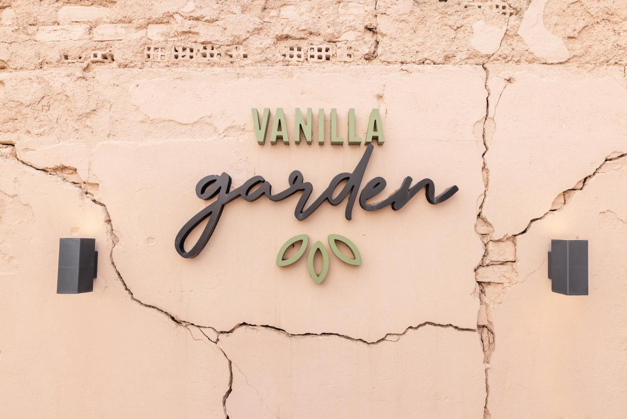 Vanilla Boutique Солун Екстериор снимка
